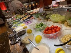 自助取餐区-广州中心皇冠假日酒店-环市食坊·海鲜自助餐厅