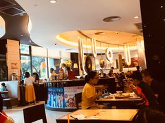 大堂-必胜客(WOW西丽店)