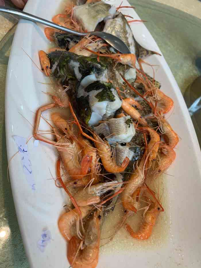 小北江河鲜(新城店)-"[薄荷]环境:有比较多车位,一进去就可.