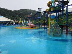 -平湖九龙山乐满地水上乐园