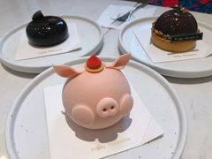 -Fridi Patisserie Cafe