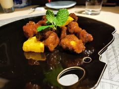 -穹六人间 people 6(岳阳路店)