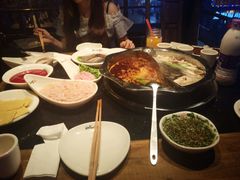 -纸盐河码头火锅(十八梯店)