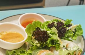 Vietnamese Shrimp Spring Rolls