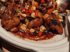 -鸽子侯·家宴·平价海鲜(市图书馆店)