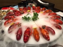 -沪小胖小龙虾(淮海中路旗舰店)