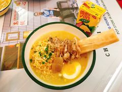 深夜肥牛方便面-春麗吃飯公司(工体店)