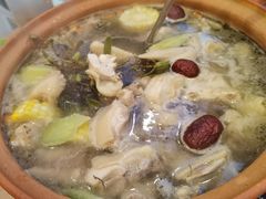 石橄榄炖鸡-洪大厨鸡煲(福田店)