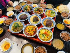 -蓝田九大碗民俗食府(蓝田店)