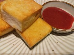 吐司配手工杂莓果酱-La Terre乐田(万象城店)