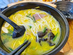 -桥香园过桥米线(国贸店)