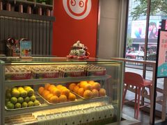 -CoCo都可(湖滨银泰店B区店)