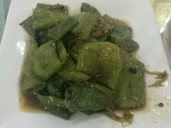 -天天向上素食餐厅(五台山店)
