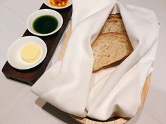 -GreyWhale灰鲸餐厅(武汉国际广场店)