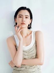 -十六番发型师事务所