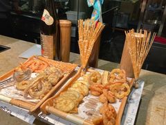 自助取餐区-大中华希尔顿酒店-念自助餐·嗨啤·小龙虾