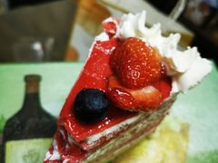 草莓千层-Bread618面包生日蛋糕(欧亚商都店)