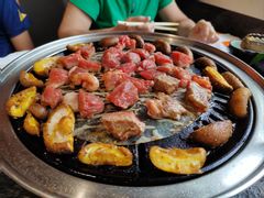 -四斤烤肉(东戴河孟家店)