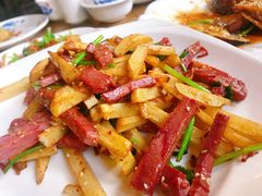 土豆条煸牛肉-德居源