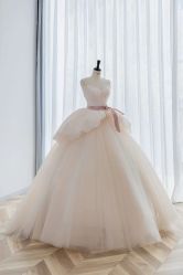 -予白婚纱礼服馆