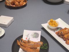 -双湖园·地标武汉菜(黄鹤楼解放路店)