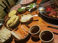 -周小明火锅(黑金冠社区店)