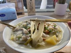 酸菜鱼面-面道赞宁海海鲜面(迎凤街店)