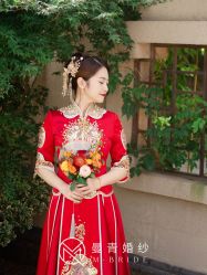 -曼青婚纱礼服馆