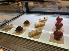 -Fridi Patisserie Cafe