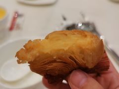 金枕飘香榴莲酥-凤凰楼酒家·粤宴点心(华强北店)