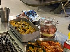 -马路牙子烧烤音乐酒馆(望京店)