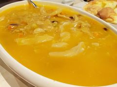 -港丽餐厅(高德置地店)