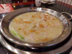 -老来福·非遗酸汤兔(凯旋路店)