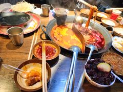 -萍姐火锅·公路夜市(武汉首店)