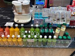 -皇冠幸福里动物奶油生日蛋糕(万达店)