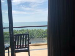 -三亚湾海居铂尔曼度假酒店