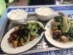 -北大学一食堂