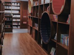 -新华书店白鹿书肆(市府路店)