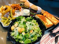 -The Habit Burger Grill 哈比特汉堡(复兴soho店)