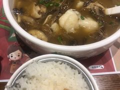 -渝是乎川渝小炒(新世界百货望京店)