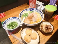 -鑫花溪牛肉米粉(印象水街都心荟店)