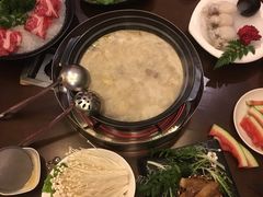 -捞神煲汤火锅(湖滨商业街店)