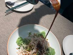特色鸡丝凉面-玉玲珑(陆家嘴店)