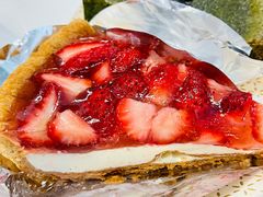 草莓奶冻派-Pie Bird(新闸路店)