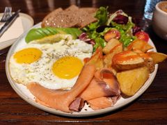 -Brut Eatery Wine Bar & Restaurant (建国东路店)