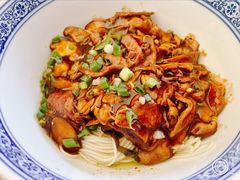 蛤蜊猪肝面-沪西老弄堂面馆(定西路店)