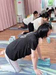 -爱尔乐美孕产瑜伽·普拉提