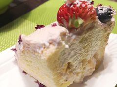 -鹿里烘焙LulyBaking(东二环泰禾广场店)