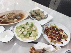 -范饭椰林川湘味海鲜·椰子鸡(三亚湾椰梦长廊店)