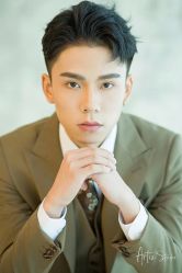 点击看大图 -THE QUEEN(北京店)